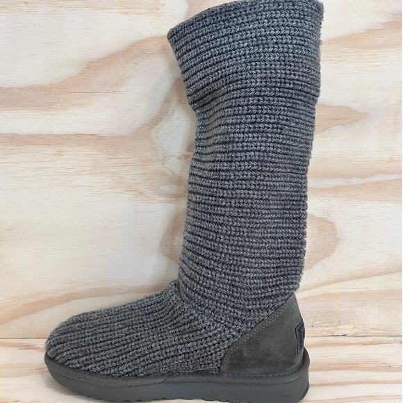 UGG - Classic Cardy Knit - Boots - Gray - Women's - 7 - S/N 1016555 - Picture 4 of 8